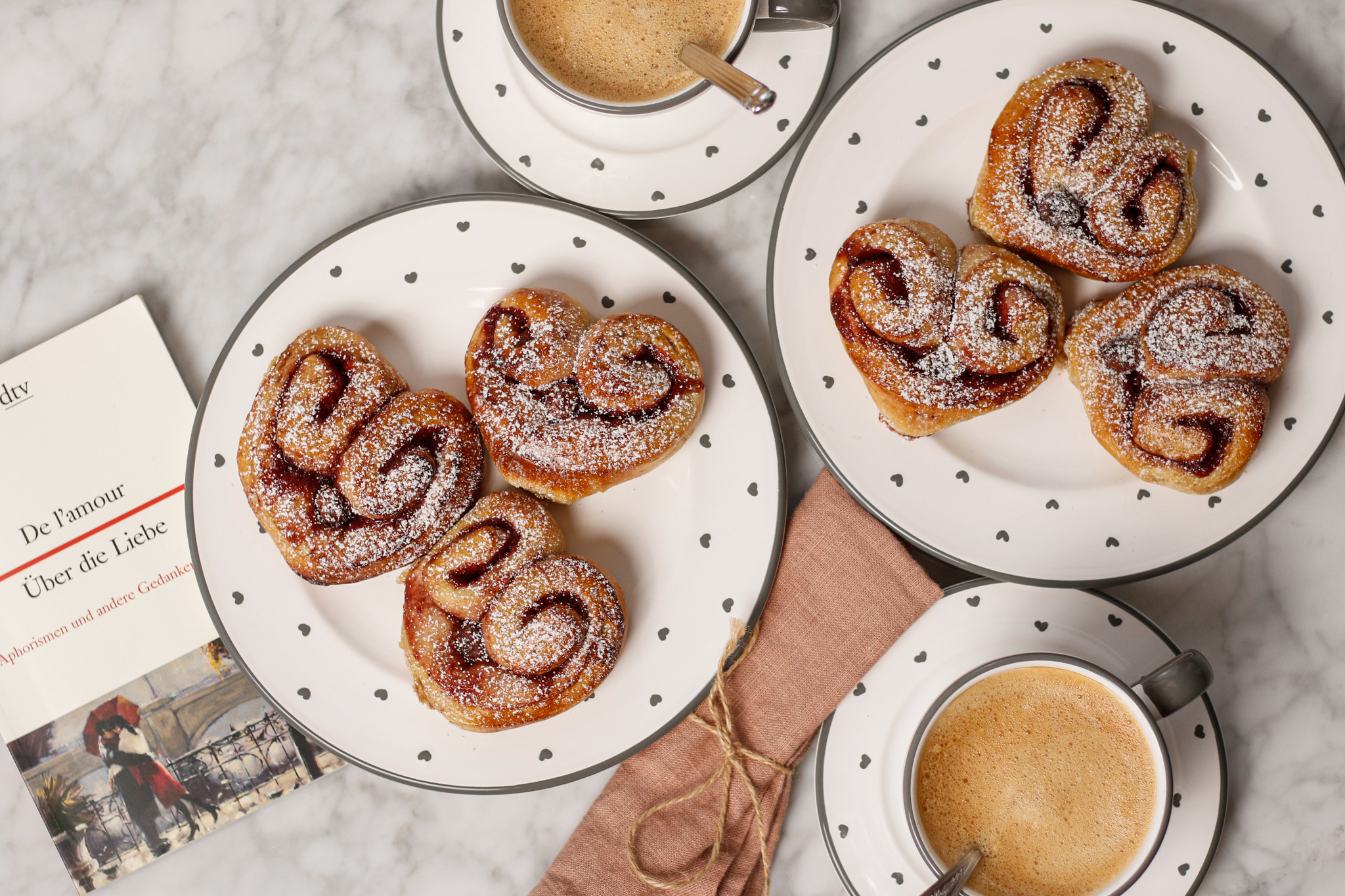 Dinkel Briocheherzen mit Marmelade_Mein leckeres Leben-20
