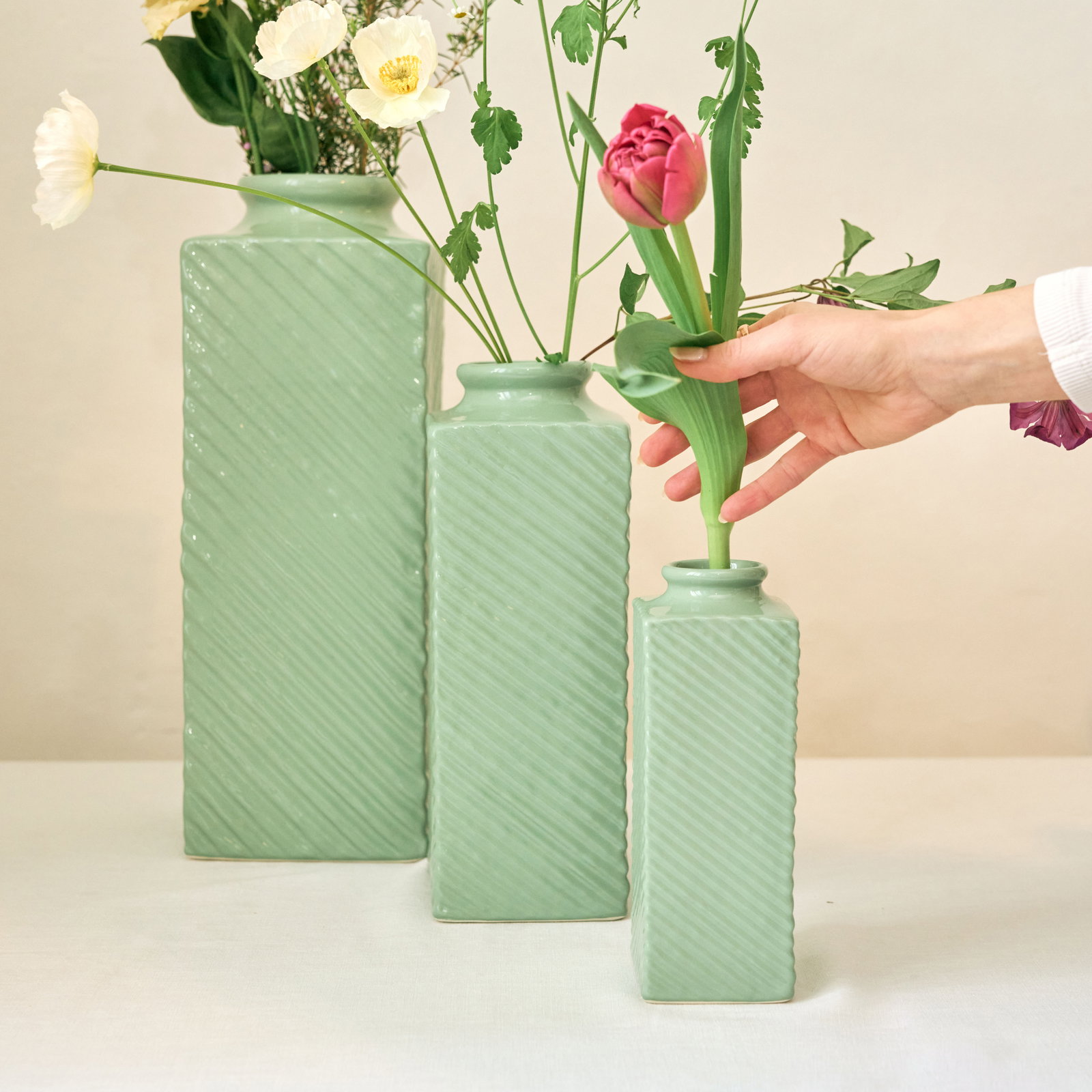 Vase Altenburg 30cm | Salbeigrün glänzend